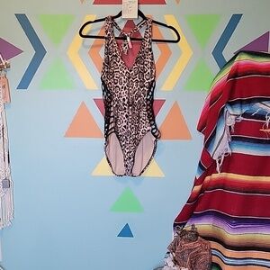 Kenneth Cole Tummy Toner One piece Swimsuit Animal Print Strappy Side Size Small